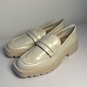 Women’s dolce vita loafers size 7.5